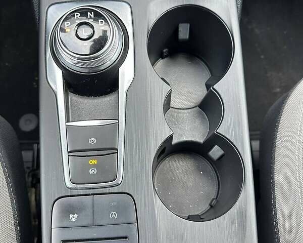 Серый Форд Эскейп, объемом двигателя 1.5 л и пробегом 57 тыс. км за 15900 $, фото 28 на Automoto.ua