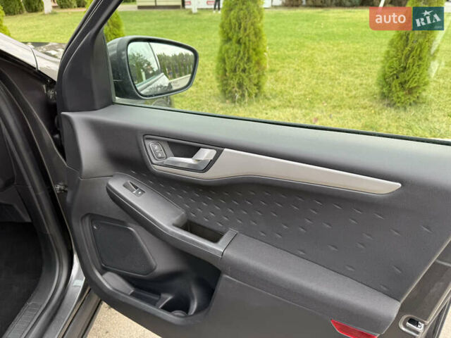 Форд Эскейп 2020 в Киеве на Automoto.ua Серый Форд Эскейп, объемом двигателя 1.5 л и пробегом 124 тыс. км за 14950 $, фото 33 на Automoto.ua