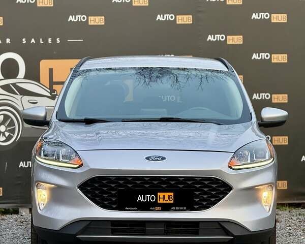 Сірий Форд Ескейп, об'ємом двигуна 1.5 л та пробігом 115 тис. км за 18000 $, фото 2 на Automoto.ua