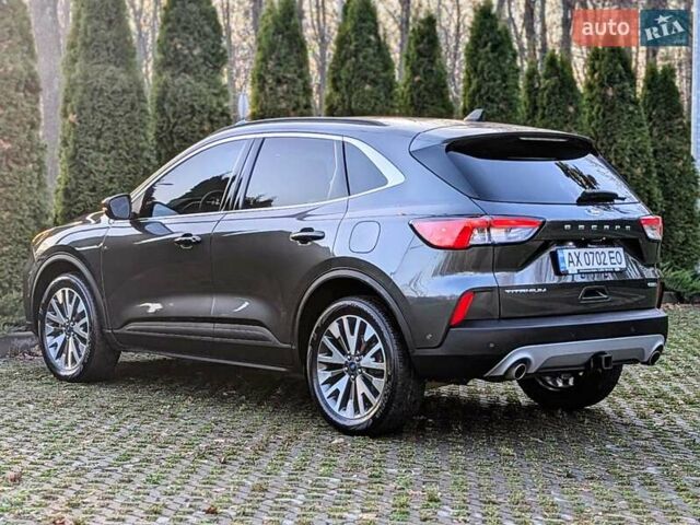 Сірий Форд Ескейп, об'ємом двигуна 2 л та пробігом 46 тис. км за 20900 $, фото 26 на Automoto.ua