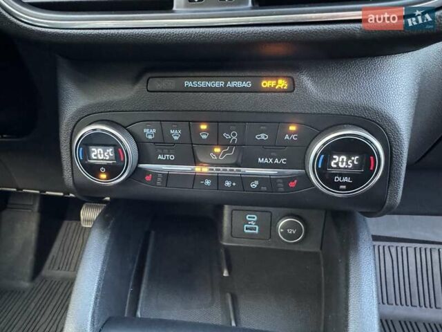 Форд Эскейп 2020 в Киеве на Automoto.ua Серый Форд Эскейп, объемом двигателя 0 л и пробегом 39 тыс. км за 22900 $, фото 26 на Automoto.ua