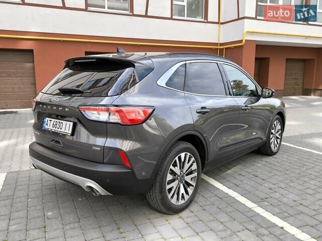 Серый Форд Эскейп, объемом двигателя 2.5 л и пробегом 196 тыс. км за 19450 $, фото 10 на Automoto.ua