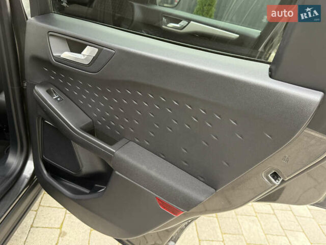 Серый Форд Эскейп, объемом двигателя 1.5 л и пробегом 166 тыс. км за 14500 $, фото 54 на Automoto.ua
