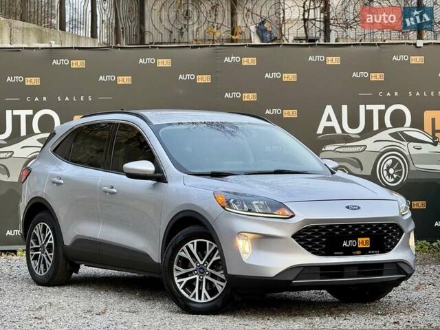 Сірий Форд Ескейп, об'ємом двигуна 1.5 л та пробігом 115 тис. км за 18000 $, фото 1 на Automoto.ua