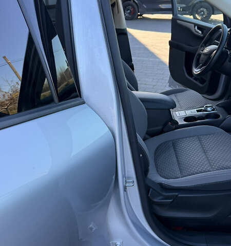 Сірий Форд Ескейп, об'ємом двигуна 1.5 л та пробігом 40 тис. км за 16999 $, фото 24 на Automoto.ua