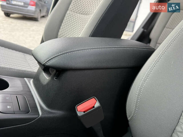 Серый Форд Эскейп, объемом двигателя 1.5 л и пробегом 166 тыс. км за 14500 $, фото 40 на Automoto.ua