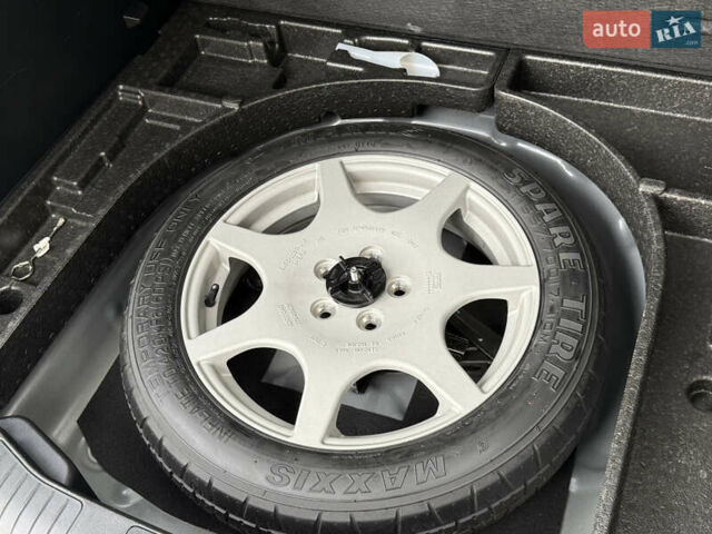 Сірий Форд Ескейп, об'ємом двигуна 1.5 л та пробігом 116 тис. км за 14000 $, фото 56 на Automoto.ua