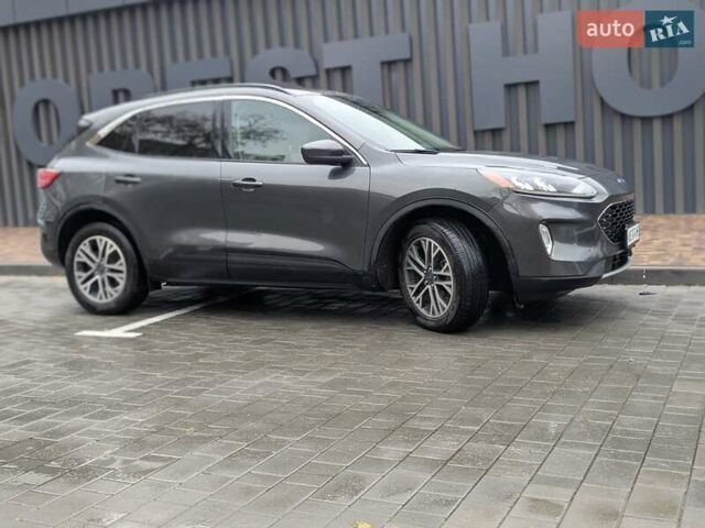 Форд Ескейп 2020 у Вінниці на Automoto.ua Сірий Форд Ескейп, об'ємом двигуна 1.5 л та пробігом 67 тис. км за 18500 $, фото 1 на Automoto.ua