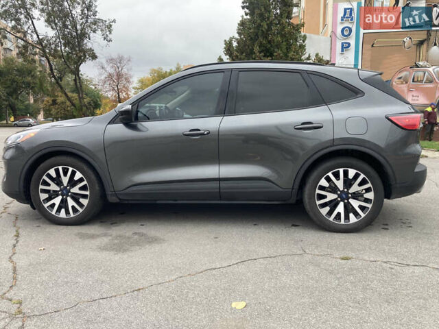 Форд Эскейп 2020 в Харькове на Automoto.ua Серый Форд Эскейп, объемом двигателя 2.49 л и пробегом 97 тыс. км за 20700 $, фото 6 на Automoto.ua
