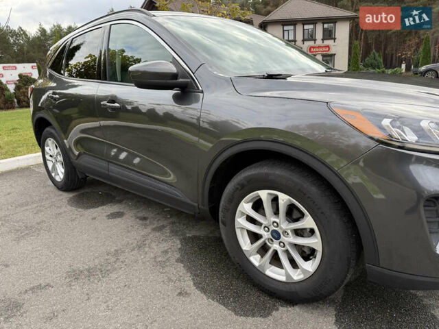 Форд Эскейп 2020 в Киеве на Automoto.ua Серый Форд Эскейп, объемом двигателя 1.5 л и пробегом 124 тыс. км за 14950 $, фото 12 на Automoto.ua