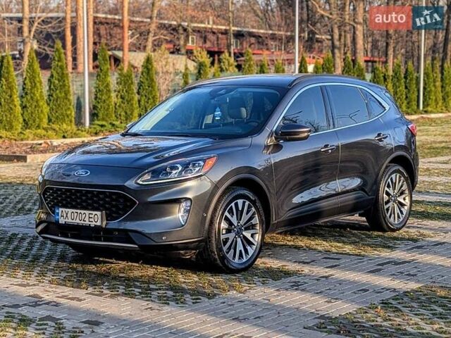 Сірий Форд Ескейп, об'ємом двигуна 2 л та пробігом 46 тис. км за 20900 $, фото 1 на Automoto.ua