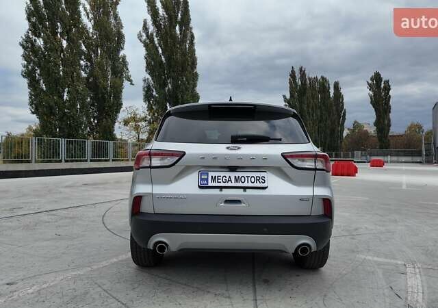 Форд Эскейп 2020 в Киеве на Automoto.ua Серый Форд Эскейп, объемом двигателя 2.5 л и пробегом 104 тыс. км за 21490 $, фото 4 на Automoto.ua