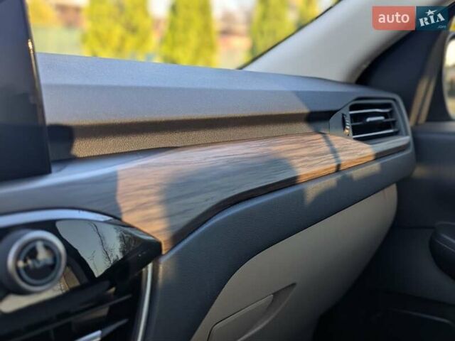 Сірий Форд Ескейп, об'ємом двигуна 2 л та пробігом 46 тис. км за 20900 $, фото 42 на Automoto.ua