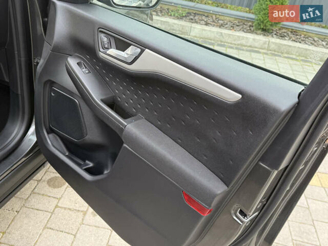 Серый Форд Эскейп, объемом двигателя 1.5 л и пробегом 166 тыс. км за 14500 $, фото 49 на Automoto.ua