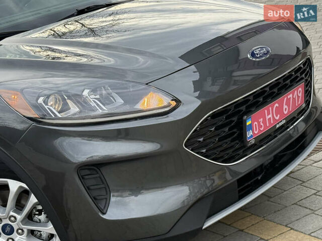 Серый Форд Эскейп, объемом двигателя 1.5 л и пробегом 166 тыс. км за 14500 $, фото 16 на Automoto.ua