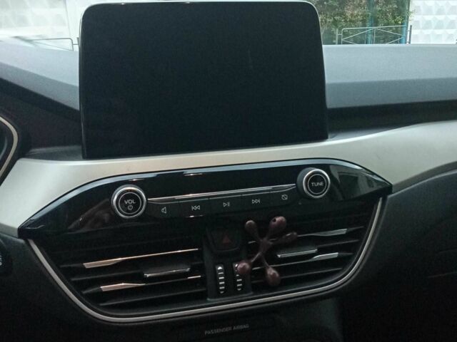 Серый Форд Эскейп, объемом двигателя 1.5 л и пробегом 109 тыс. км за 16500 $, фото 7 на Automoto.ua