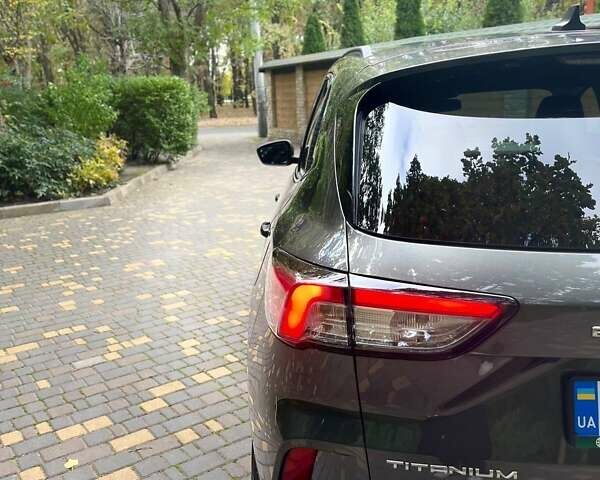 Форд Эскейп 2020 в Одессе на Automoto.ua Серый Форд Эскейп, объемом двигателя 2.5 л и пробегом 72 тыс. км за 23000 $, фото 56 на Automoto.ua