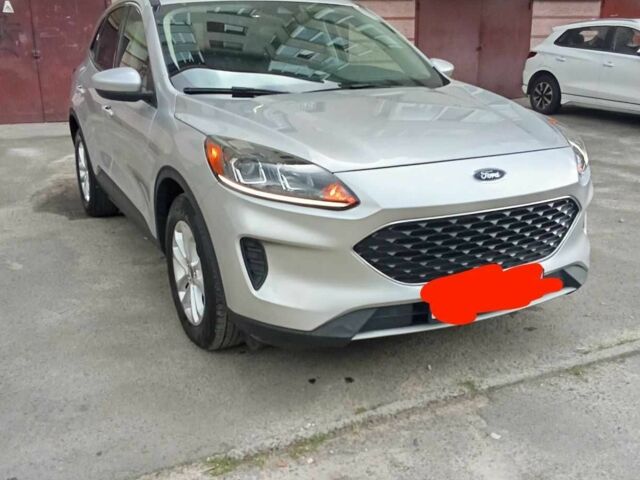 Серый Форд Эскейп, объемом двигателя 1.5 л и пробегом 109 тыс. км за 16500 $, фото 1 на Automoto.ua