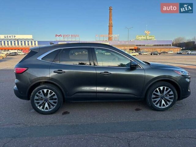 Серый Форд Эскейп, объемом двигателя 2 л и пробегом 49 тыс. км за 18250 $, фото 9 на Automoto.ua