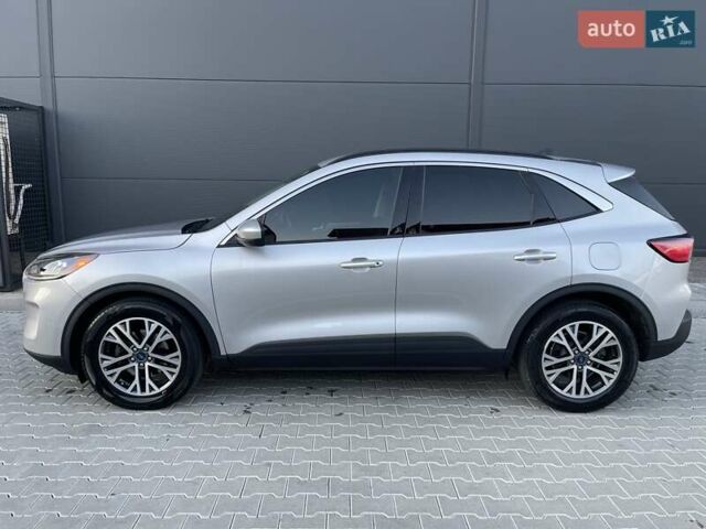 Серый Форд Эскейп, объемом двигателя 1.5 л и пробегом 115 тыс. км за 15500 $, фото 8 на Automoto.ua