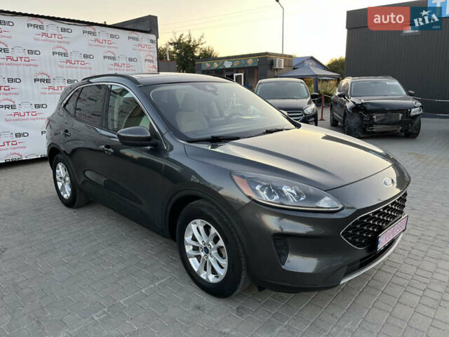 Серый Форд Эскейп, объемом двигателя 1.5 л и пробегом 158 тыс. км за 15750 $, фото 3 на Automoto.ua