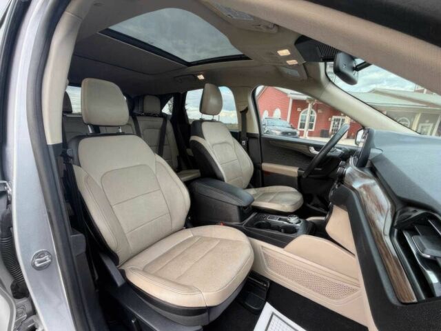 Серый Форд Эскейп, объемом двигателя 2.5 л и пробегом 44 тыс. км за 15800 $, фото 9 на Automoto.ua