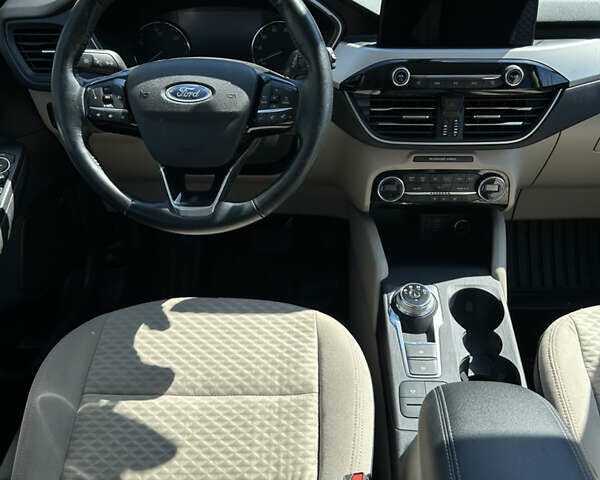 Серый Форд Эскейп, объемом двигателя 2.49 л и пробегом 156 тыс. км за 18700 $, фото 6 на Automoto.ua