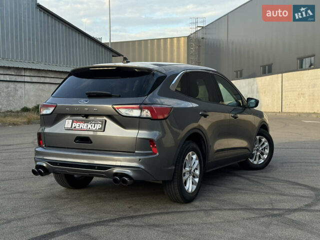 Серый Форд Эскейп, объемом двигателя 1.5 л и пробегом 154 тыс. км за 16399 $, фото 5 на Automoto.ua