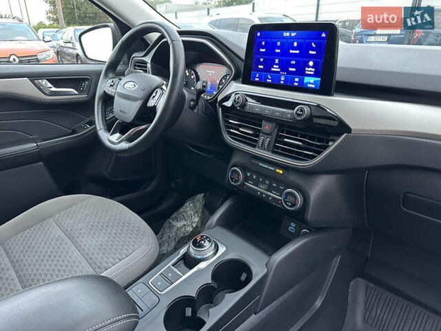 Серый Форд Эскейп, объемом двигателя 2.5 л и пробегом 99 тыс. км за 21500 $, фото 29 на Automoto.ua
