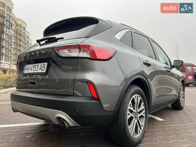 Серый Форд Эскейп, объемом двигателя 1.5 л и пробегом 66 тыс. км за 17800 $, фото 4 на Automoto.ua