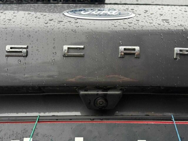 Серый Форд Эскейп, объемом двигателя 2.5 л и пробегом 80 тыс. км за 21900 $, фото 4 на Automoto.ua