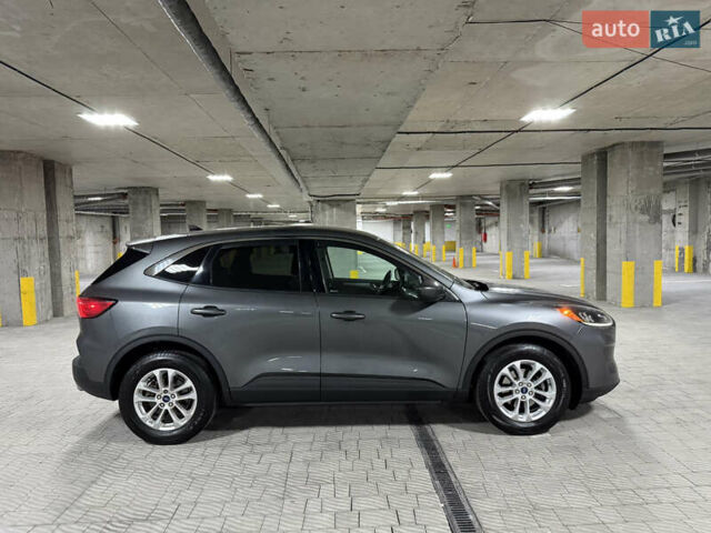 Серый Форд Эскейп, объемом двигателя 1.5 л и пробегом 139 тыс. км за 14200 $, фото 9 на Automoto.ua