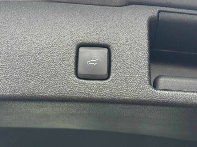 Серый Форд Эскейп, объемом двигателя 2.5 л и пробегом 80 тыс. км за 21900 $, фото 21 на Automoto.ua