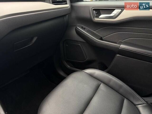 Сірий Форд Ескейп, об'ємом двигуна 2.5 л та пробігом 80 тис. км за 20999 $, фото 36 на Automoto.ua