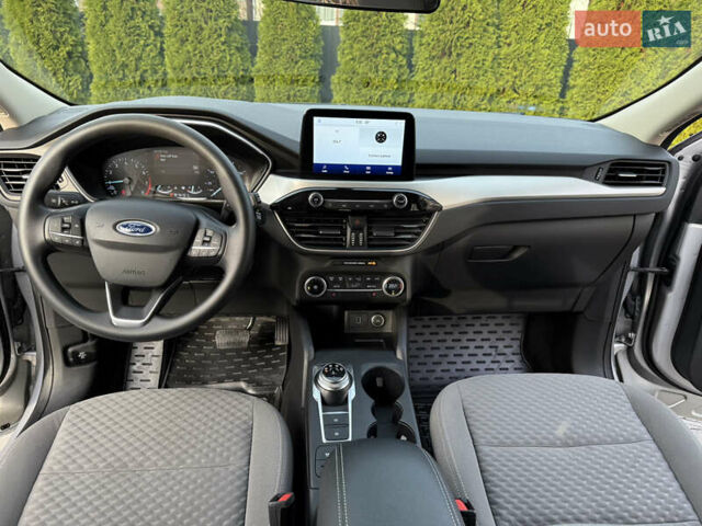 Серый Форд Эскейп, объемом двигателя 1.5 л и пробегом 44 тыс. км за 16800 $, фото 18 на Automoto.ua