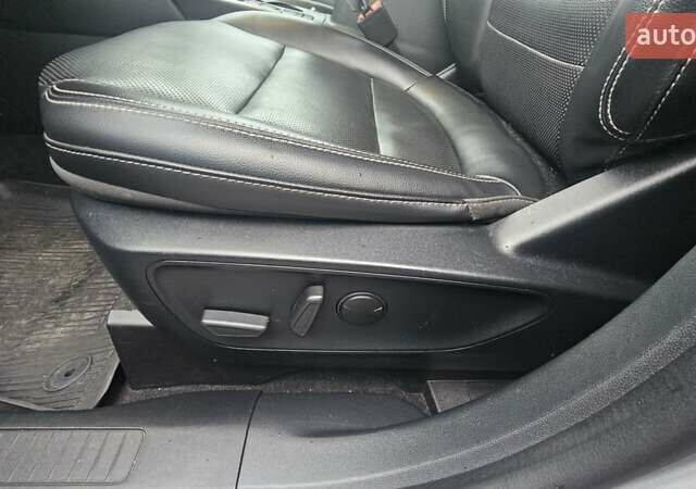 Серый Форд Эскейп, объемом двигателя 2.49 л и пробегом 142 тыс. км за 19800 $, фото 22 на Automoto.ua