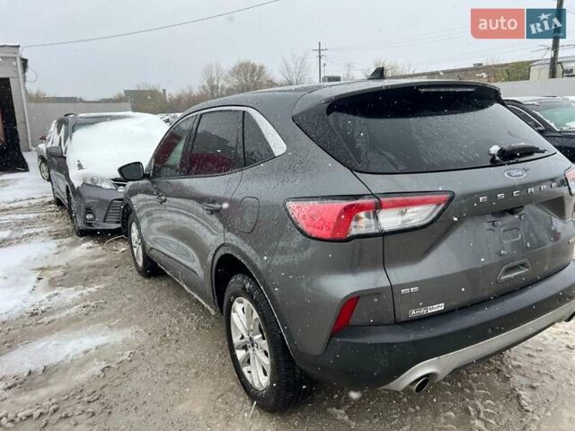 Серый Форд Эскейп, объемом двигателя 2.5 л и пробегом 125 тыс. км за 17290 $, фото 1 на Automoto.ua