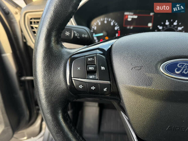 Серый Форд Эскейп, объемом двигателя 1.5 л и пробегом 154 тыс. км за 16399 $, фото 15 на Automoto.ua