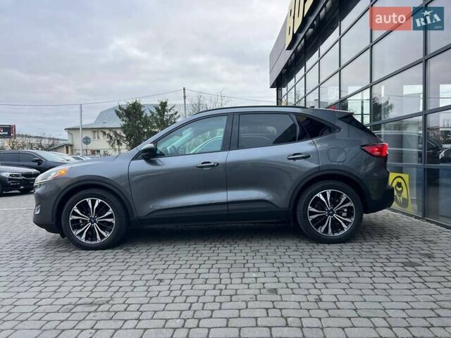 Серый Форд Эскейп, объемом двигателя 2.5 л и пробегом 100 тыс. км за 20600 $, фото 3 на Automoto.ua