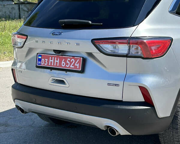 Серый Форд Эскейп, объемом двигателя 2.49 л и пробегом 156 тыс. км за 18700 $, фото 4 на Automoto.ua