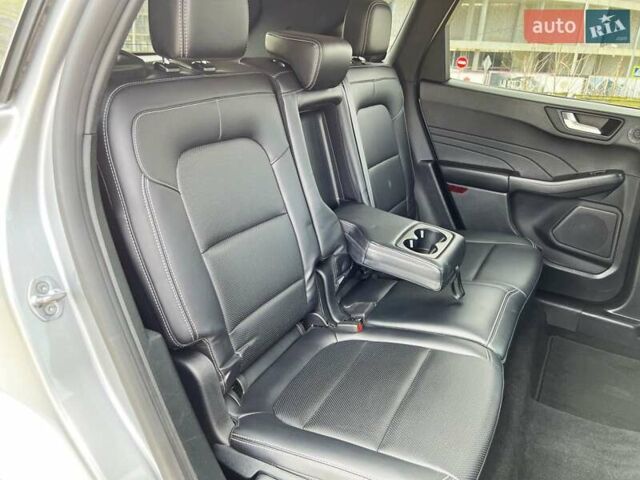 Серый Форд Эскейп, объемом двигателя 1.5 л и пробегом 125 тыс. км за 18500 $, фото 22 на Automoto.ua