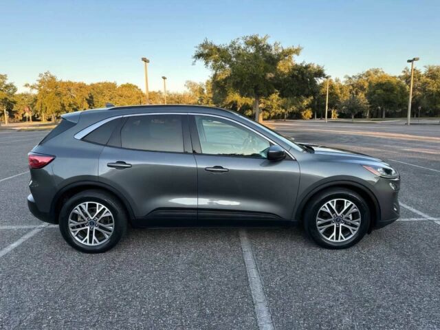 Серый Форд Эскейп, объемом двигателя 2.5 л и пробегом 20 тыс. км за 11000 $, фото 6 на Automoto.ua