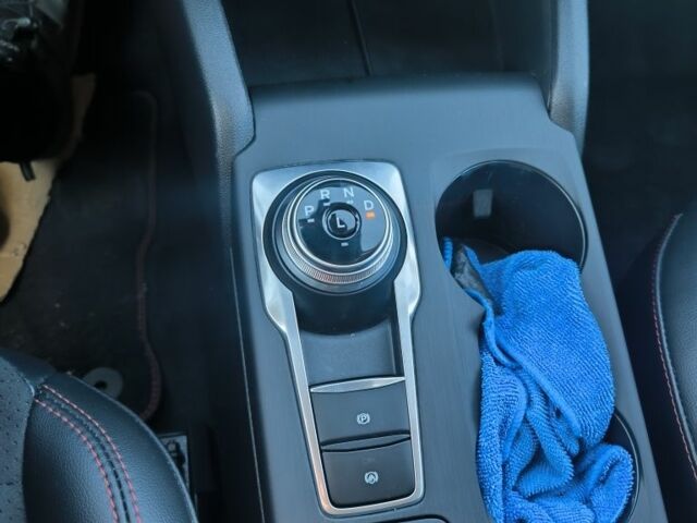 Серый Форд Эскейп, объемом двигателя 2 л и пробегом 110 тыс. км за 19000 $, фото 15 на Automoto.ua