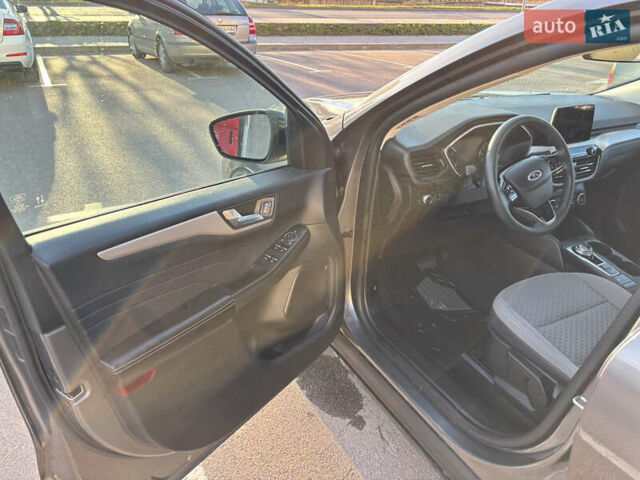 Серый Форд Эскейп, объемом двигателя 2.49 л и пробегом 72 тыс. км за 22000 $, фото 14 на Automoto.ua