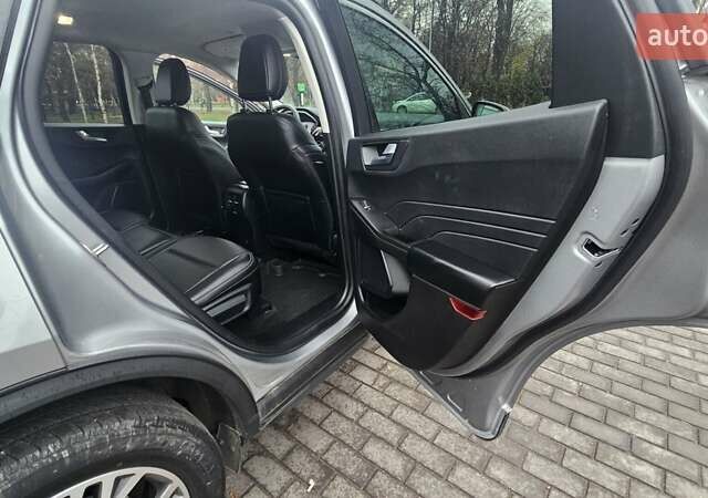 Серый Форд Эскейп, объемом двигателя 2.49 л и пробегом 142 тыс. км за 19800 $, фото 15 на Automoto.ua