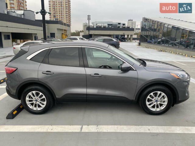 Серый Форд Эскейп, объемом двигателя 2.49 л и пробегом 61 тыс. км за 29000 $, фото 5 на Automoto.ua