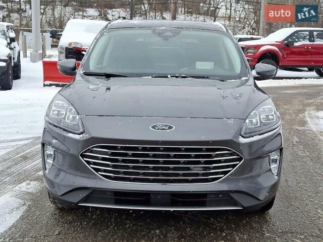 Серый Форд Эскейп, объемом двигателя 2 л и пробегом 37 тыс. км за 11000 $, фото 1 на Automoto.ua