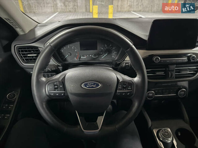 Серый Форд Эскейп, объемом двигателя 1.5 л и пробегом 139 тыс. км за 14200 $, фото 39 на Automoto.ua