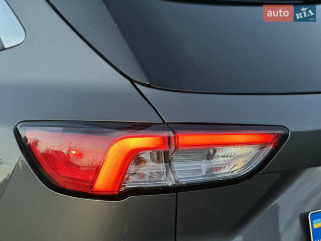 Сірий Форд Ескейп, об'ємом двигуна 2.5 л та пробігом 70 тис. км за 22999 $, фото 11 на Automoto.ua