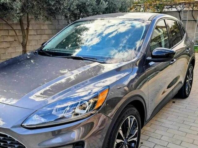 Сірий Форд Ескейп, об'ємом двигуна 2.5 л та пробігом 25 тис. км за 12950 $, фото 3 на Automoto.ua